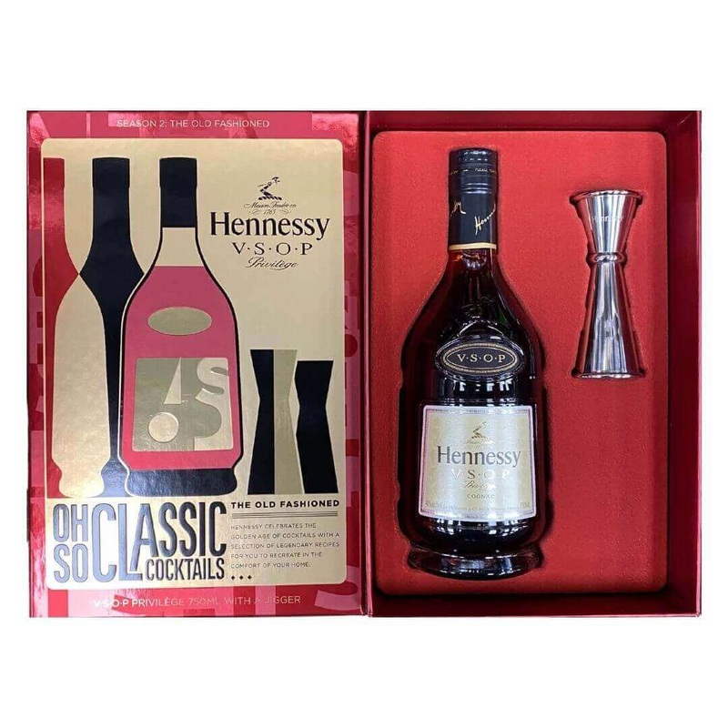 Hennessy V.S.O.P Privilege Cognac Gift Set