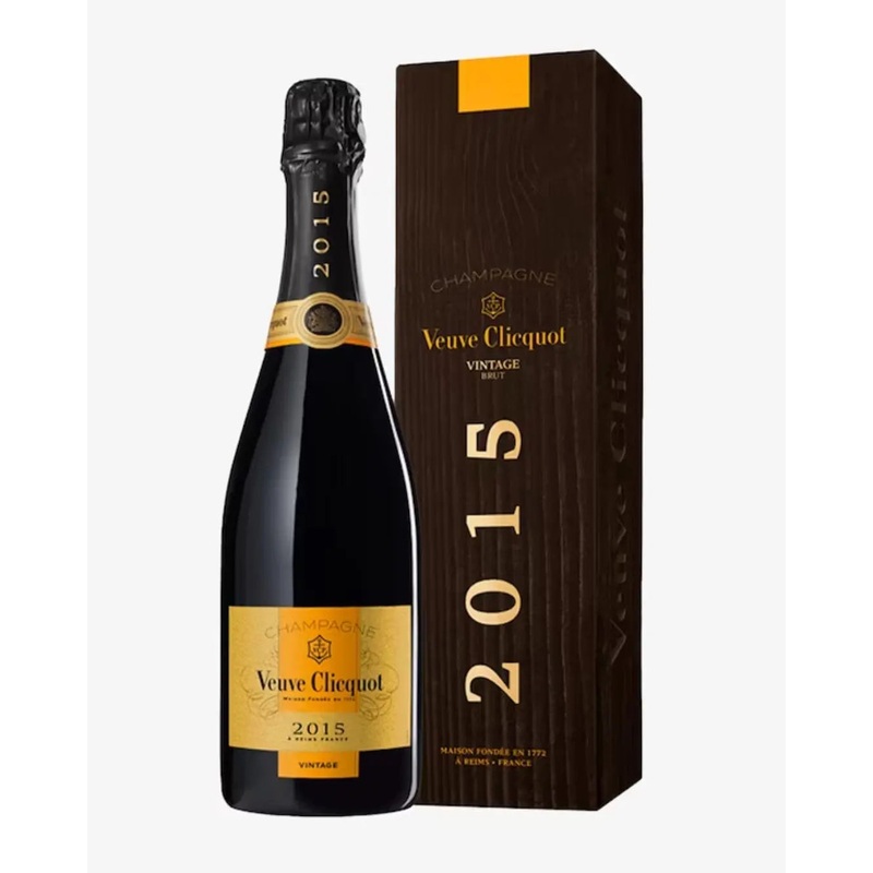 Veuve Clicquot Vintage 2015 Champagne in Gift Box, 75 cl